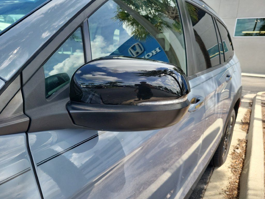 Certified 2022 Honda Pilot TrailSport image 6