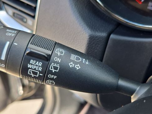 Used 2018 Dodge Durango GT RWD image 25