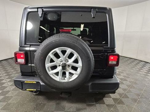 Used 2023 Jeep Wrangler Unlimited Sport w/ Cold Weather Group AWD/4WD image 4