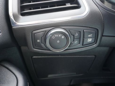 Used 2022 Ford Edge Titanium AWD/4WD image 11