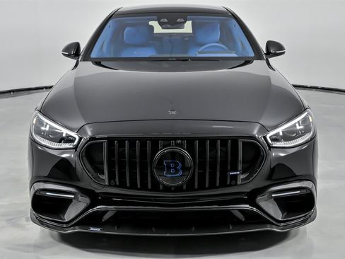 Used 2024 Mercedes-Benz S 63 AMG S image 9