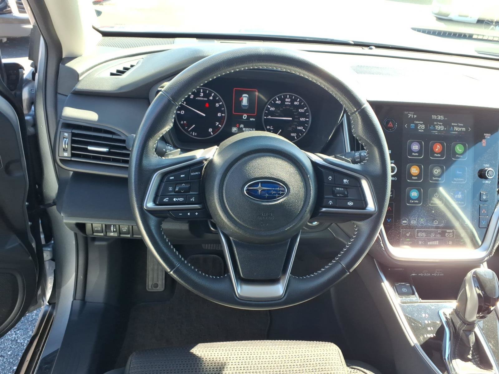 Used 2025 Subaru Outback Premium AWD/4WD image 7