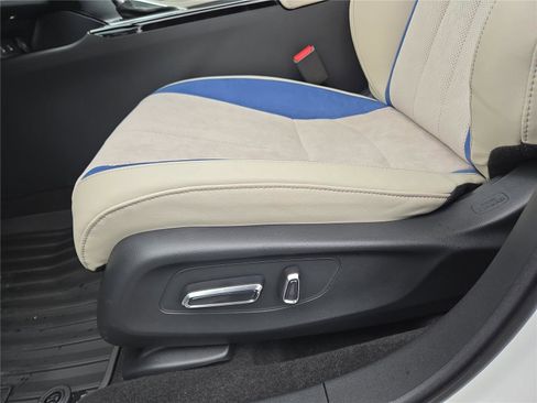 New 2025 Acura ADX A-Spec image 19