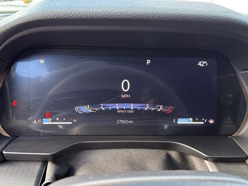 Certified 2024 Jeep Grand Cherokee Altitude image 18