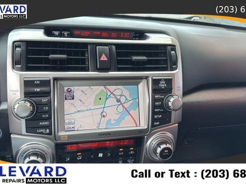 Used 2012 Toyota 4Runner Limited AWD/4WD image 17