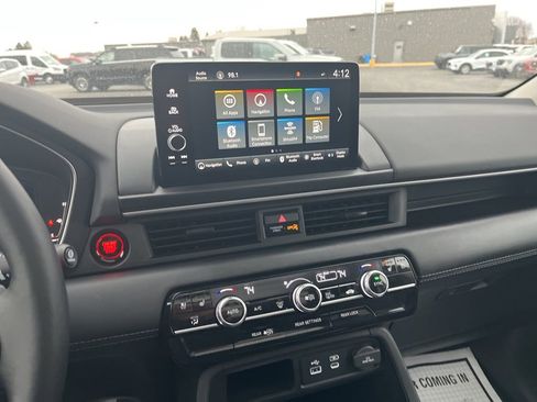 Used 2024 Honda Pilot Elite image 19