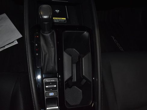 Used 2024 Honda Accord Touring image 16