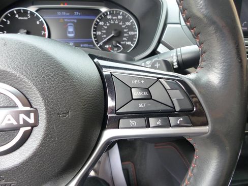 Used 2024 Nissan Altima 2.5 SR AWD/4WD image 26