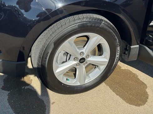 Used 2023 Ford Edge SE AWD/4WD image 34
