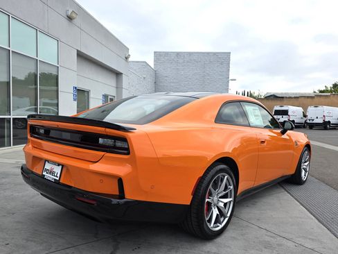 New 2025 Dodge Charger Scat Pack w/ Track Pack image 5