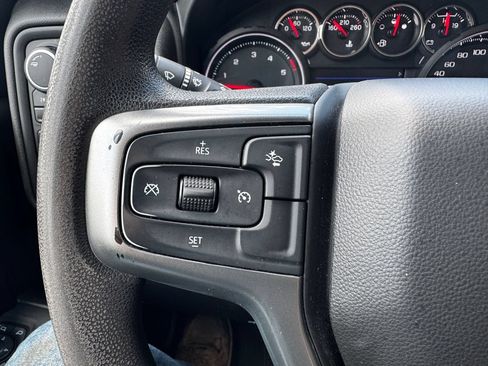 Used 2022 Chevrolet Silverado 2500 Custom w/ Custom Value Package AWD/4WD image 14