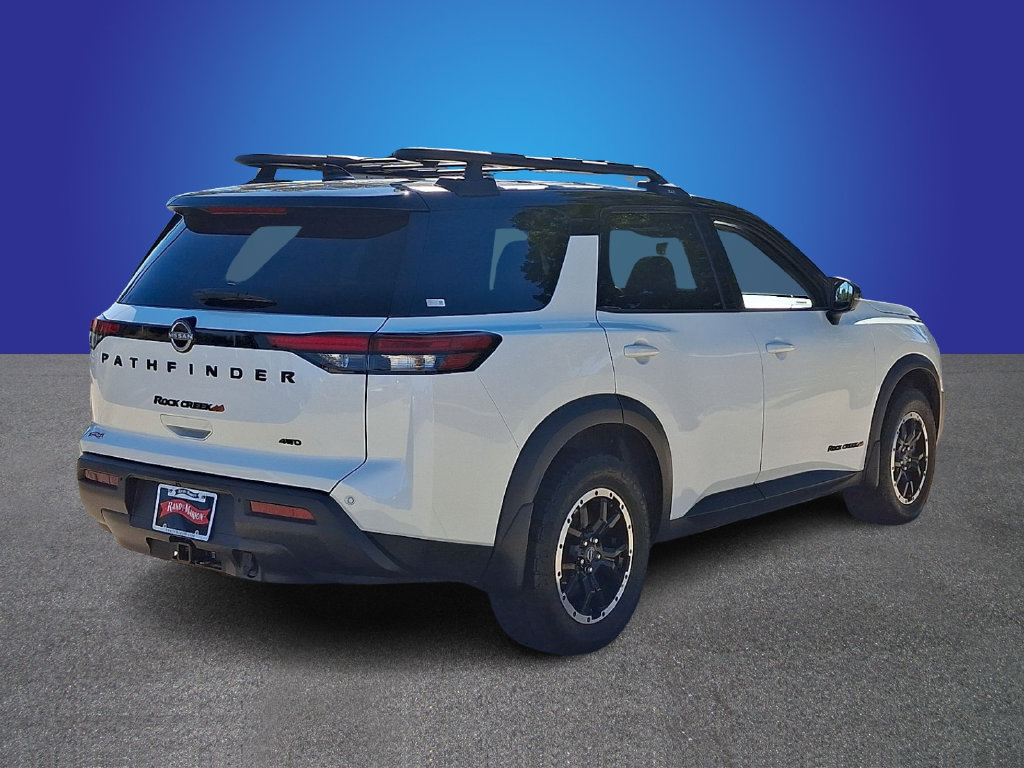 Used 2023 Nissan Pathfinder Rock Creek AWD/4WD image 4