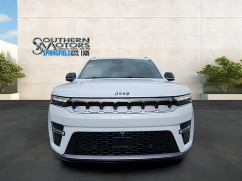 New 2026 Jeep Grand Wagoneer 2WD w/ Premium Group I image 8
