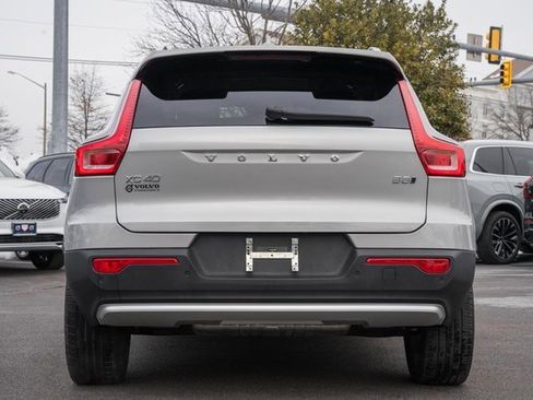 Certified 2023 Volvo XC40 B5 Plus w/ Protection Package Premier image 6