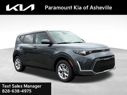 New 2025 Kia Soul LX