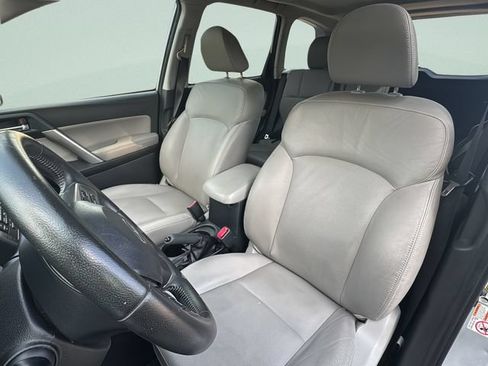 Used 2015 Subaru Forester 2.5i Limited w/ Popular Package #2 AWD/4WD image 12