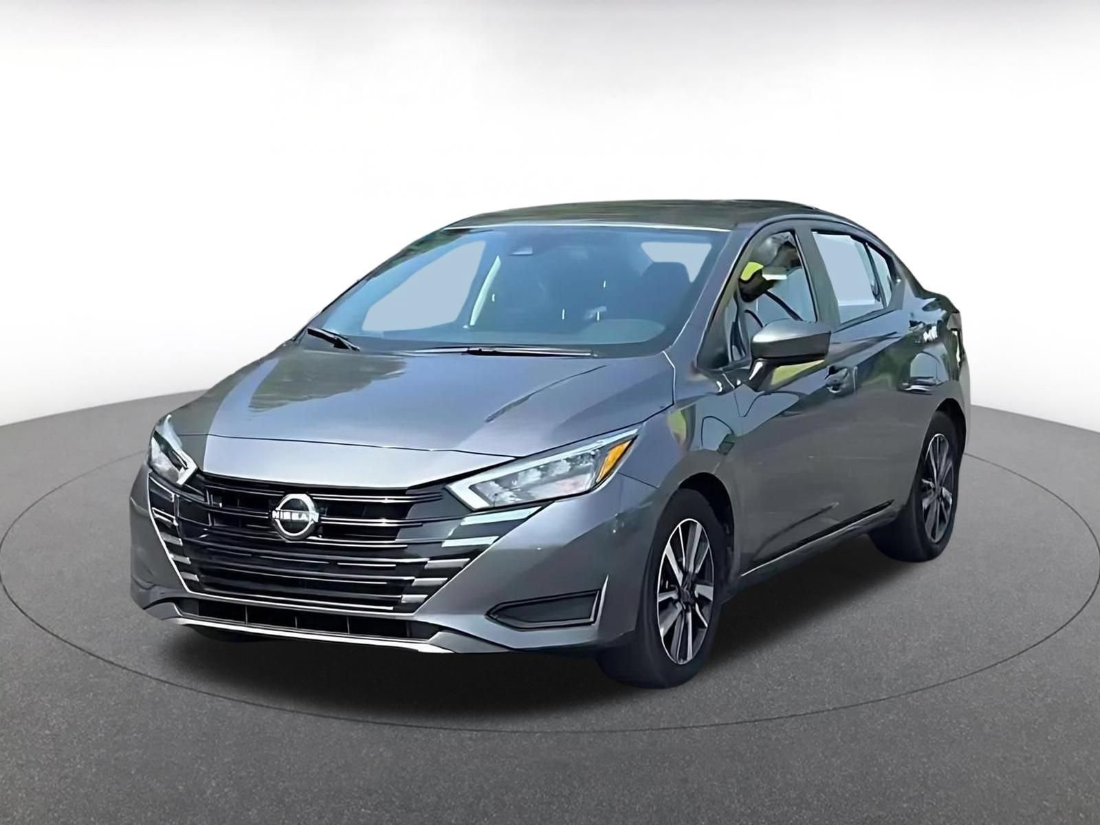 Used 2025 Nissan Versa SV FWD image 6