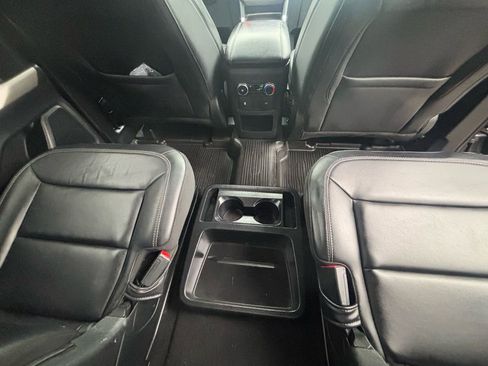 Used 2021 Ford Explorer XLT w/ Equipment Group 202A image 22