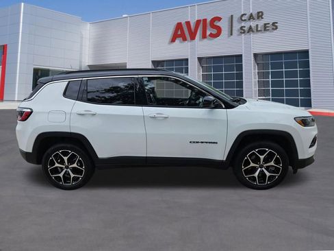 Used 2025 Jeep Compass Limited AWD/4WD image 7