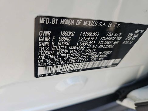 Certified 2021 Honda HR-V LX image 7