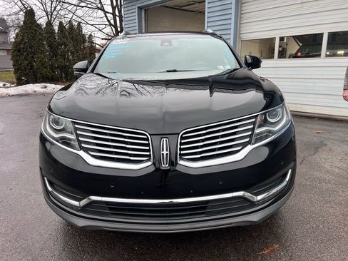 Used 2017 Lincoln MKX Reserve w/ Driver Assistance Package image 2