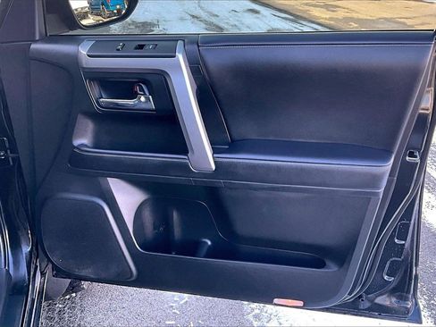 Used 2022 Toyota 4Runner SR5 Premium w/ Moonroof Package image 24