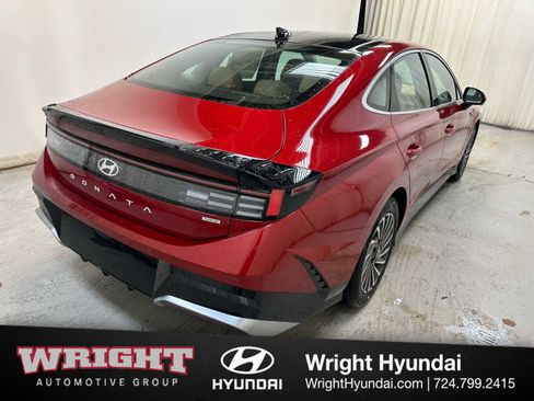 New 2025 Hyundai Sonata Limited image 6