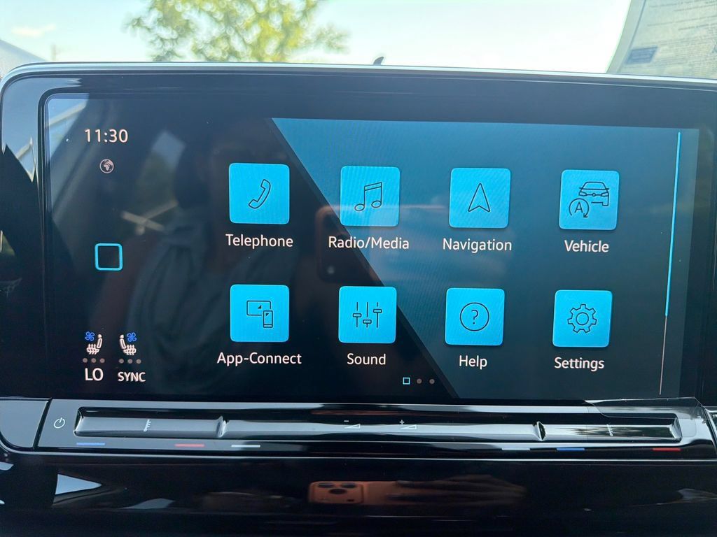 Used 2026 Volkswagen Atlas SE AWD/4WD image 19