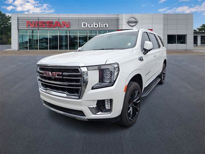 Used 2022 GMC Yukon SLT w/ SLT Premium Package