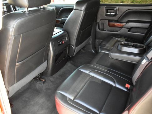 Used 2017 GMC Sierra 1500 SLT w/ Max Trailering Package image 25