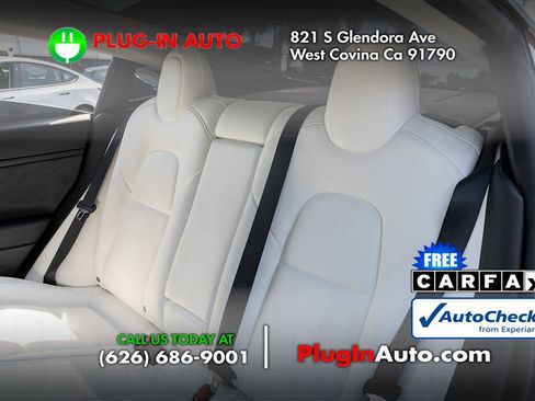 Used 2022 Tesla Model 3 Performance image 11