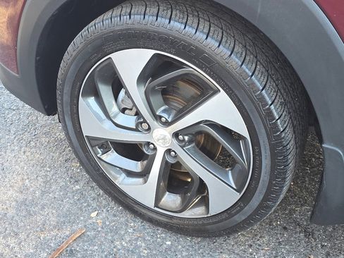 Used 2017 Hyundai Tucson Limited image 31