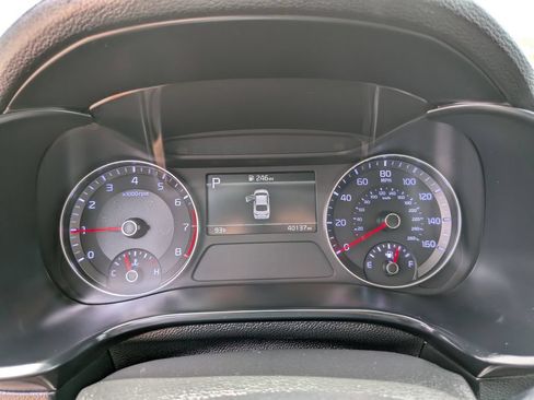Certified 2024 Kia Forte LXS FWD image 31
