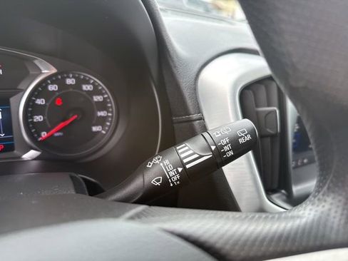 Used 2023 GMC Terrain SLE w/ Driver Convenience Package image 22