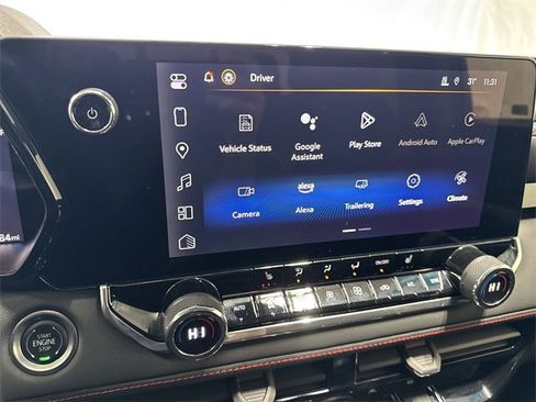 Used 2024 Chevrolet Colorado Z71 w/ Z71 Convenience Package 2 image 16