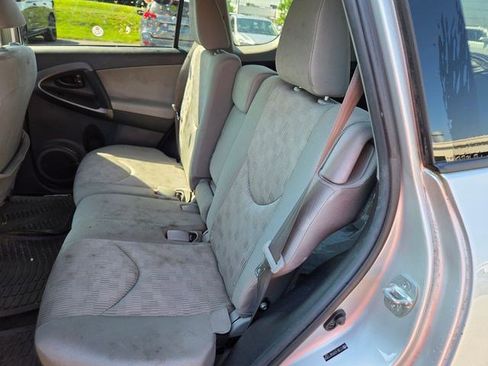 Used 2012 Toyota RAV4 4WD w/ Value Pkg image 9