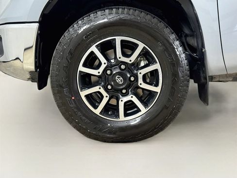 Certified 2021 Toyota Tundra SR5 w/ TRD Off-Road Package AWD/4WD image 25