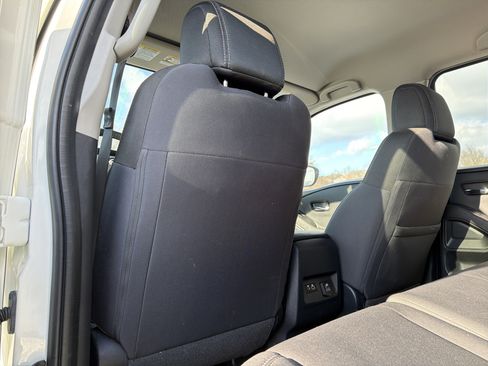 Used 2024 Nissan Frontier SV w/ Hardbody Edition image 27