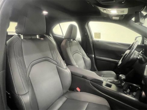 Certified 2024 Lexus UX 250h FWD image 11