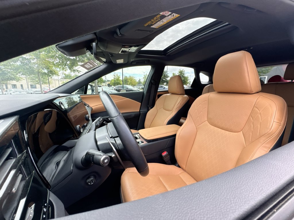 Used 2025 Lexus RX 350 Premium Plus w/ Accessory Package (Z1) FWD image 12