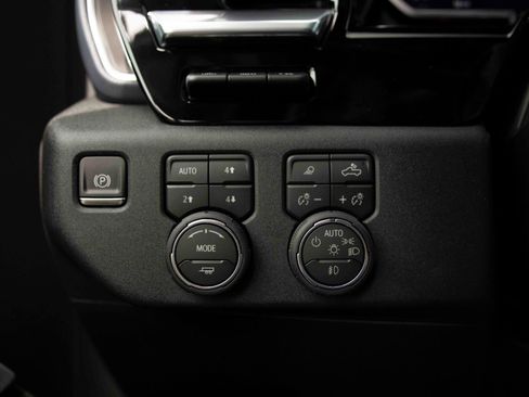 New 2026 Chevrolet Silverado 1500 High Country AWD/4WD image 20