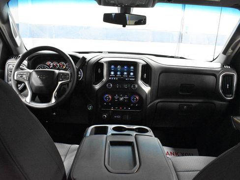 Used 2022 Chevrolet Silverado 1500 RST AWD/4WD image 5