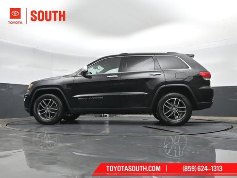 Used 2018 Jeep Grand Cherokee Limited AWD/4WD image 40