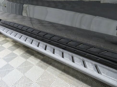 Used 2024 GMC Sierra 1500 AT4 image 57