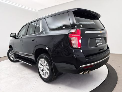 Used 2024 Chevrolet Tahoe Premier AWD/4WD image 3