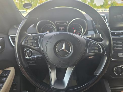 Used 2017 Mercedes-Benz GLS 450 4MATIC image 22