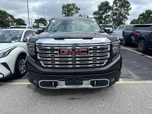 Used 2022 GMC Sierra 1500 Denali AWD/4WD image 3