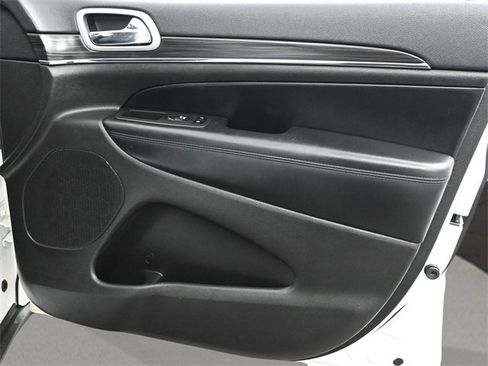 Used 2021 Jeep Grand Cherokee Limited w/ Premium Lighting Group image 19