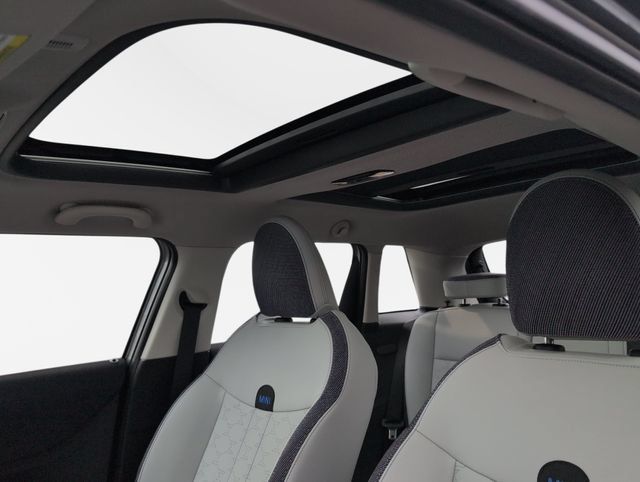 New 2026 MINI Cooper 4-Door Hardtop FWD image 24