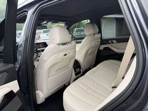 Used 2020 BMW X5 sDrive40i w/ Premium Package RWD image 19